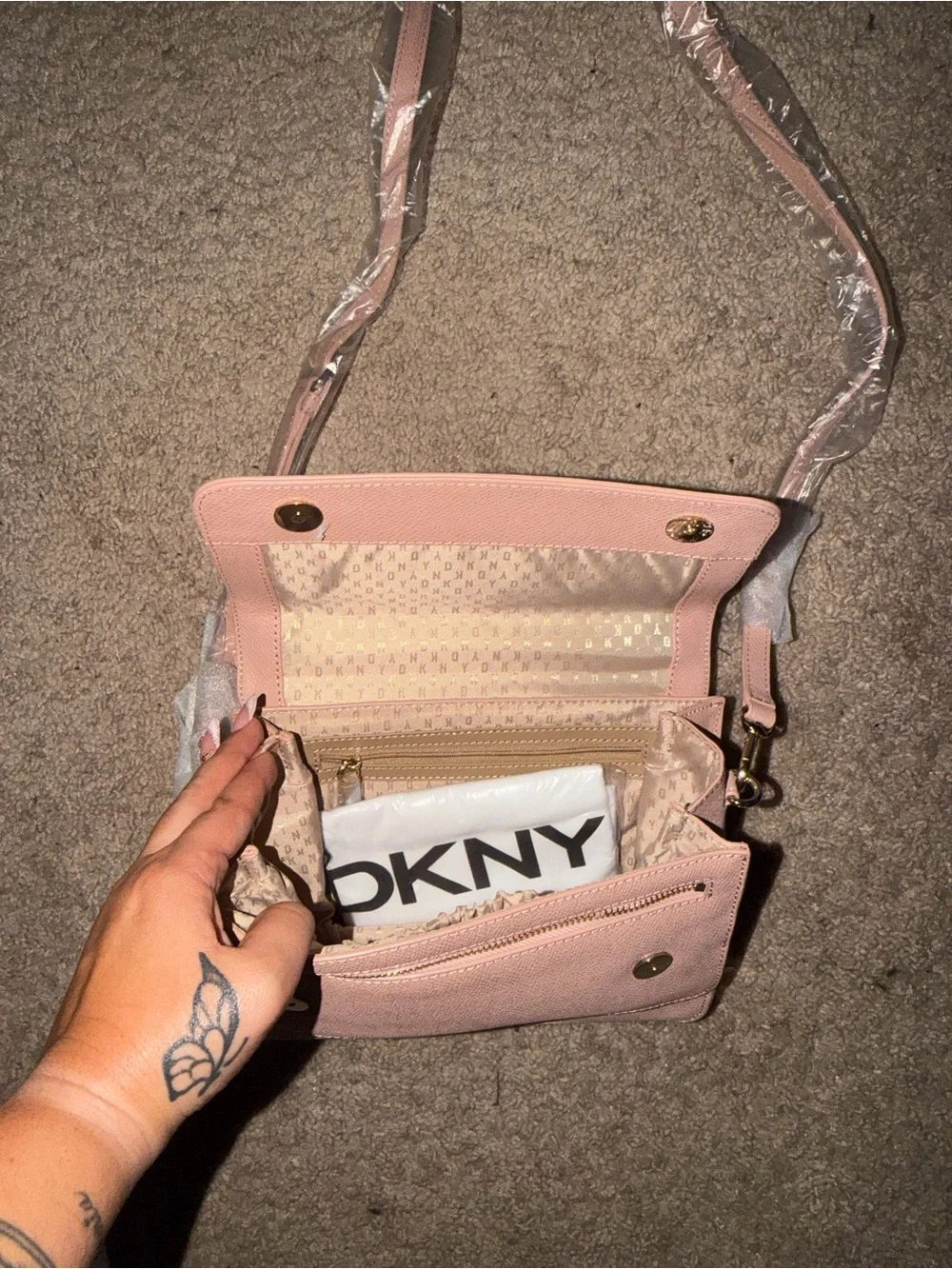 Dkny chic structured
